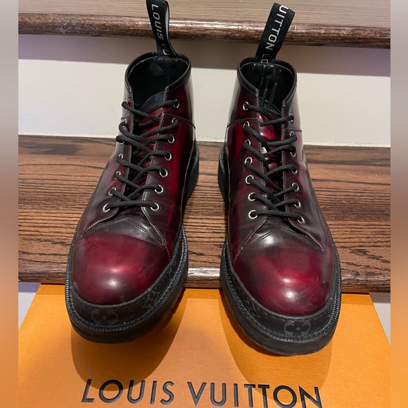 Louis Vuitton Boots - Picture 4 of 12